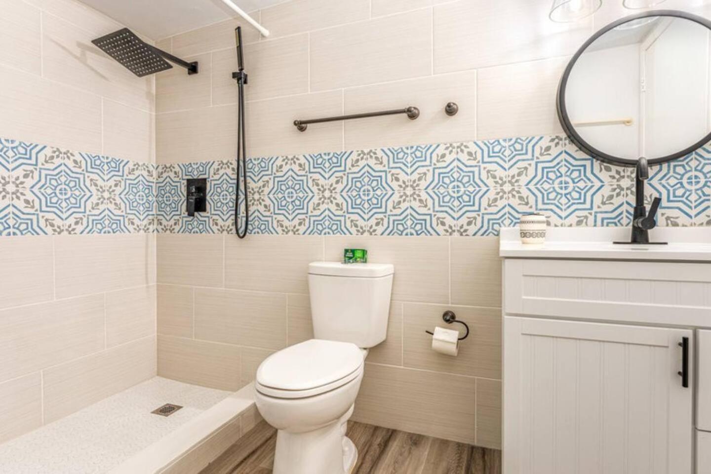 Holiday home Casa Azul Haven 4 Beds, Fast Wi-Fi & Pets Ok!