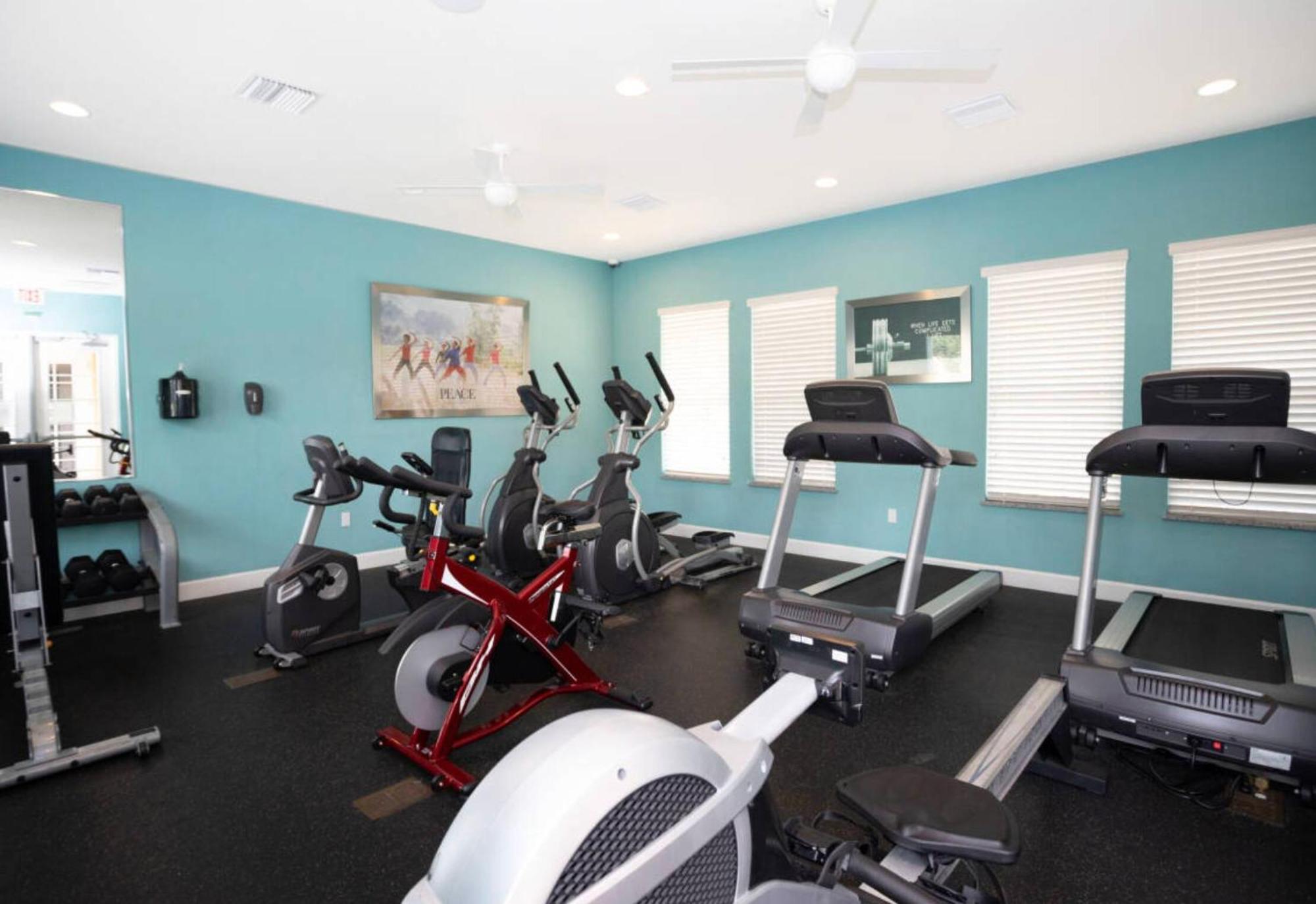 Amazing 4 Bedrooms Next To Disneyprivate Pool *