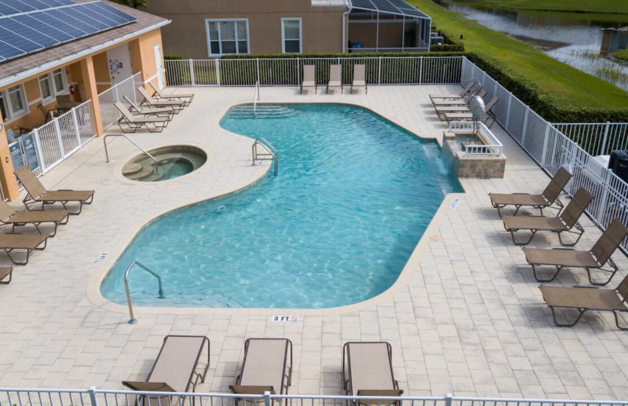 Amazing 4 Bedrooms Next To Disneyprivate Pool *