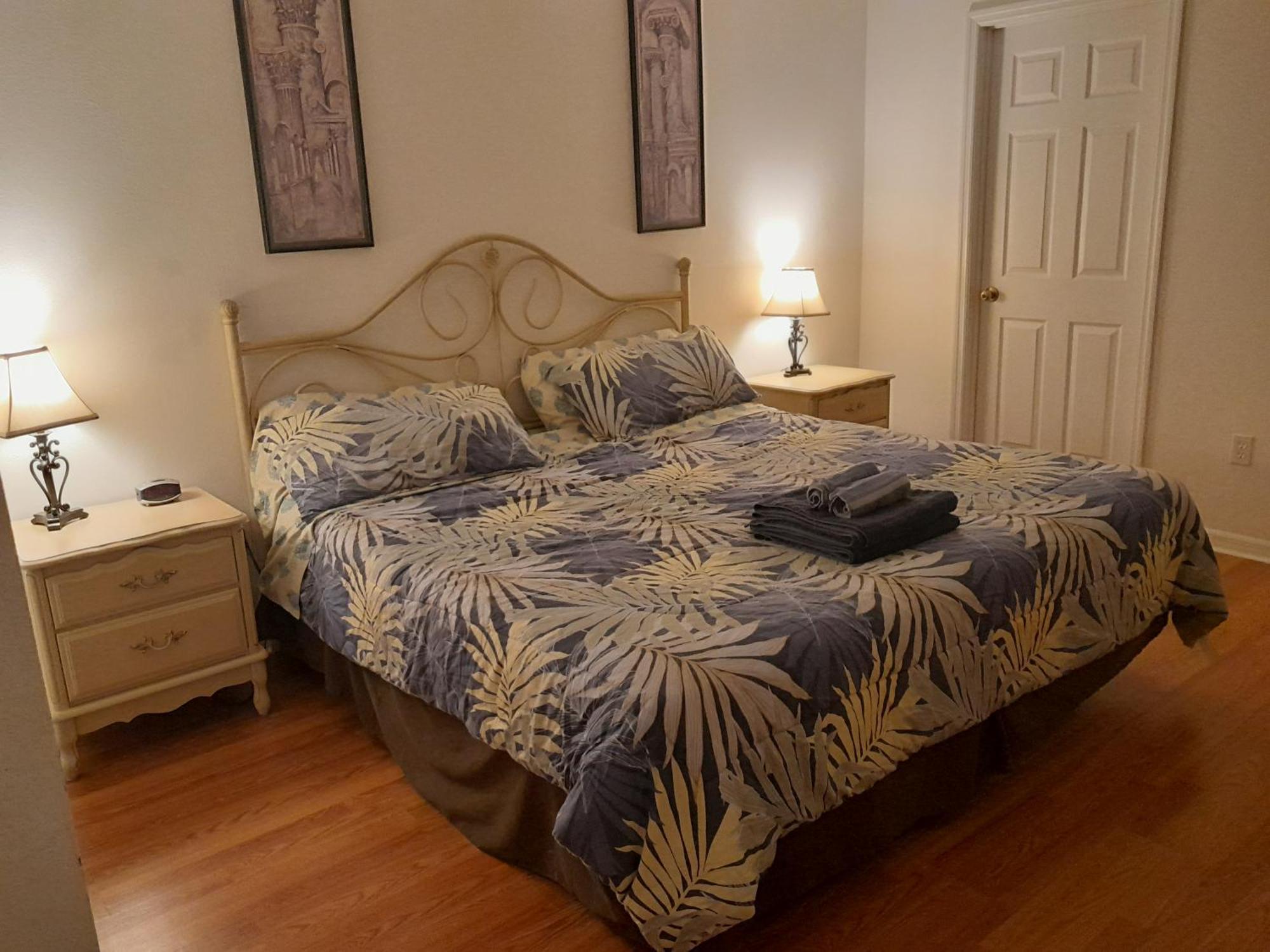Villa Three-bedroom House In Clear Creek *