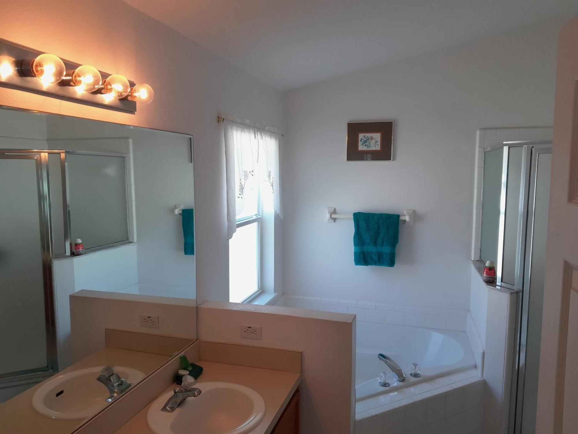 Three-bedroom House In Clear Creek Villa