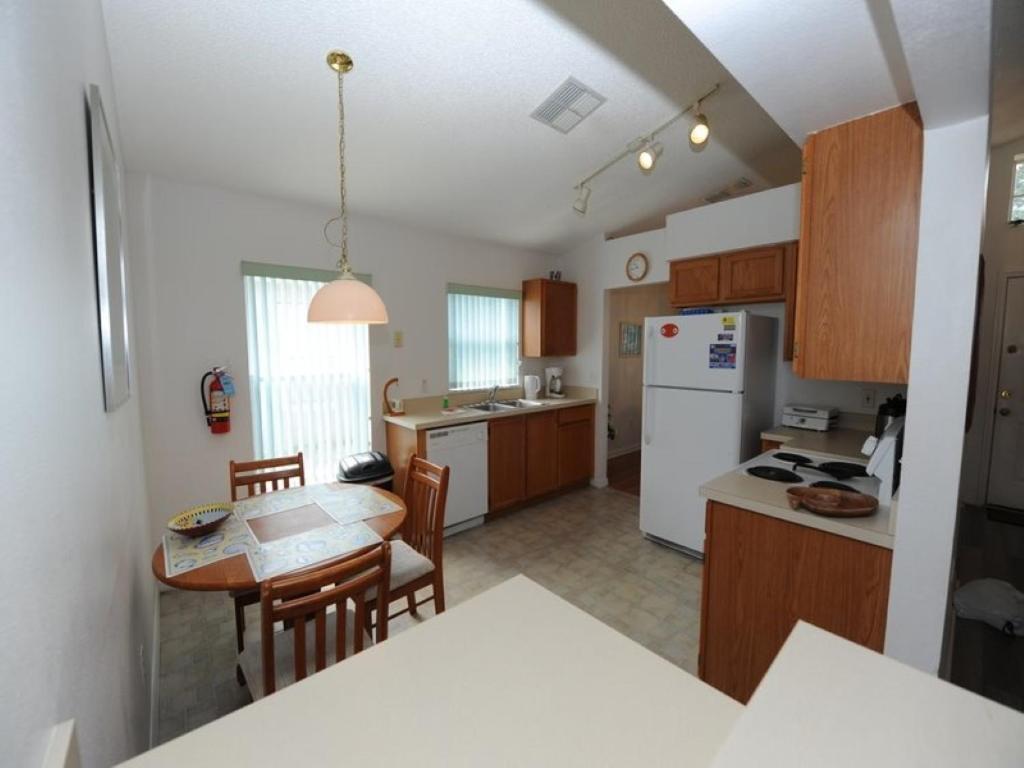 Three-bedroom House In Clear Creek Villa *