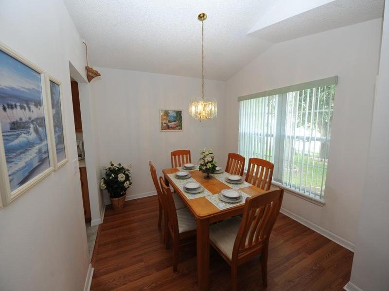 Three-bedroom House In Clear Creek Villa