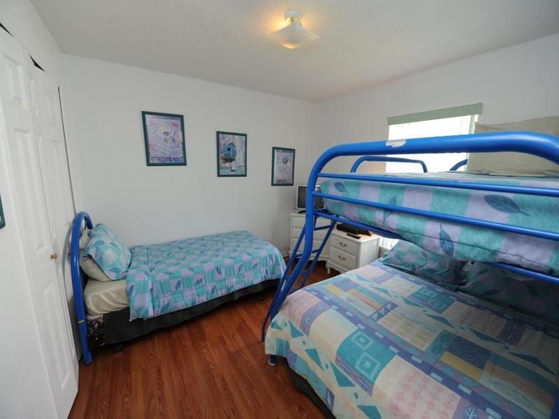 Villa Three-bedroom House In Clear Creek