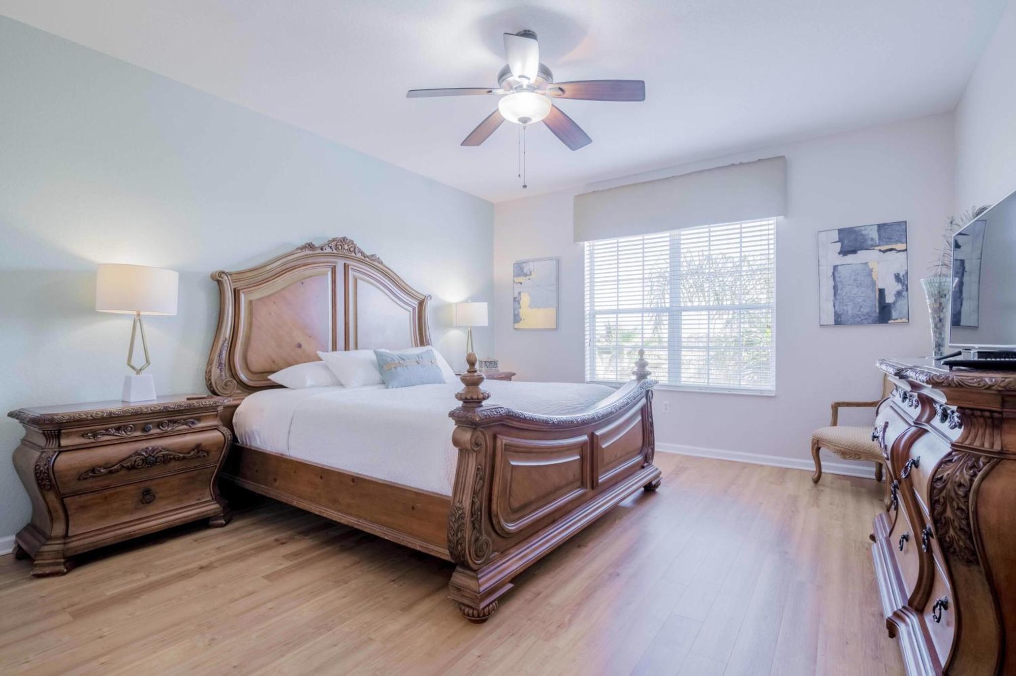 Beautiful Vista Cay View Classic Near To Theme Parks & Walk To The Convention Center *