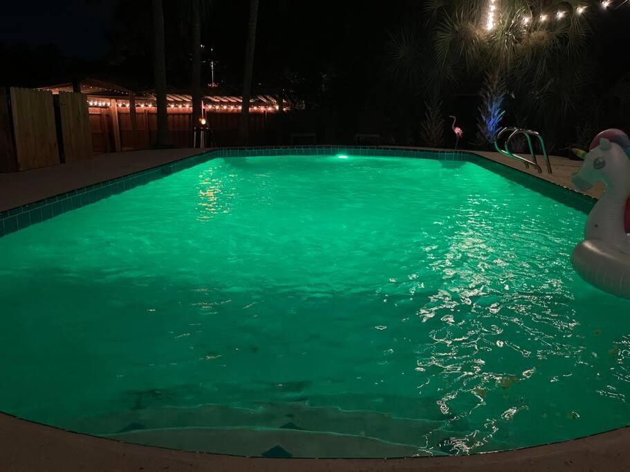 Resort-style With A Heated Pool And A Huge Gated Yard