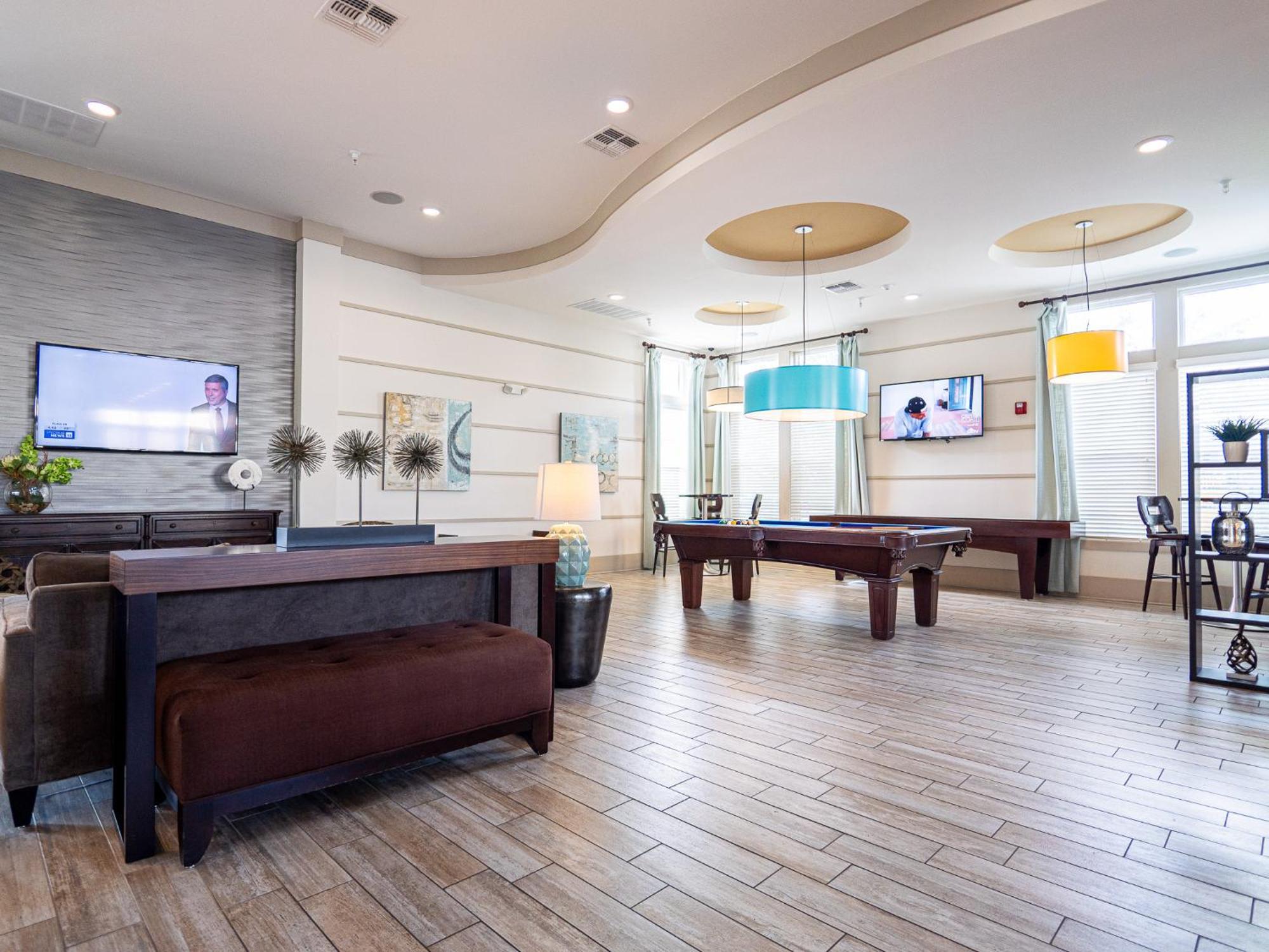 Chic Spacious 2ba 2br With Views Of Pool Orlando