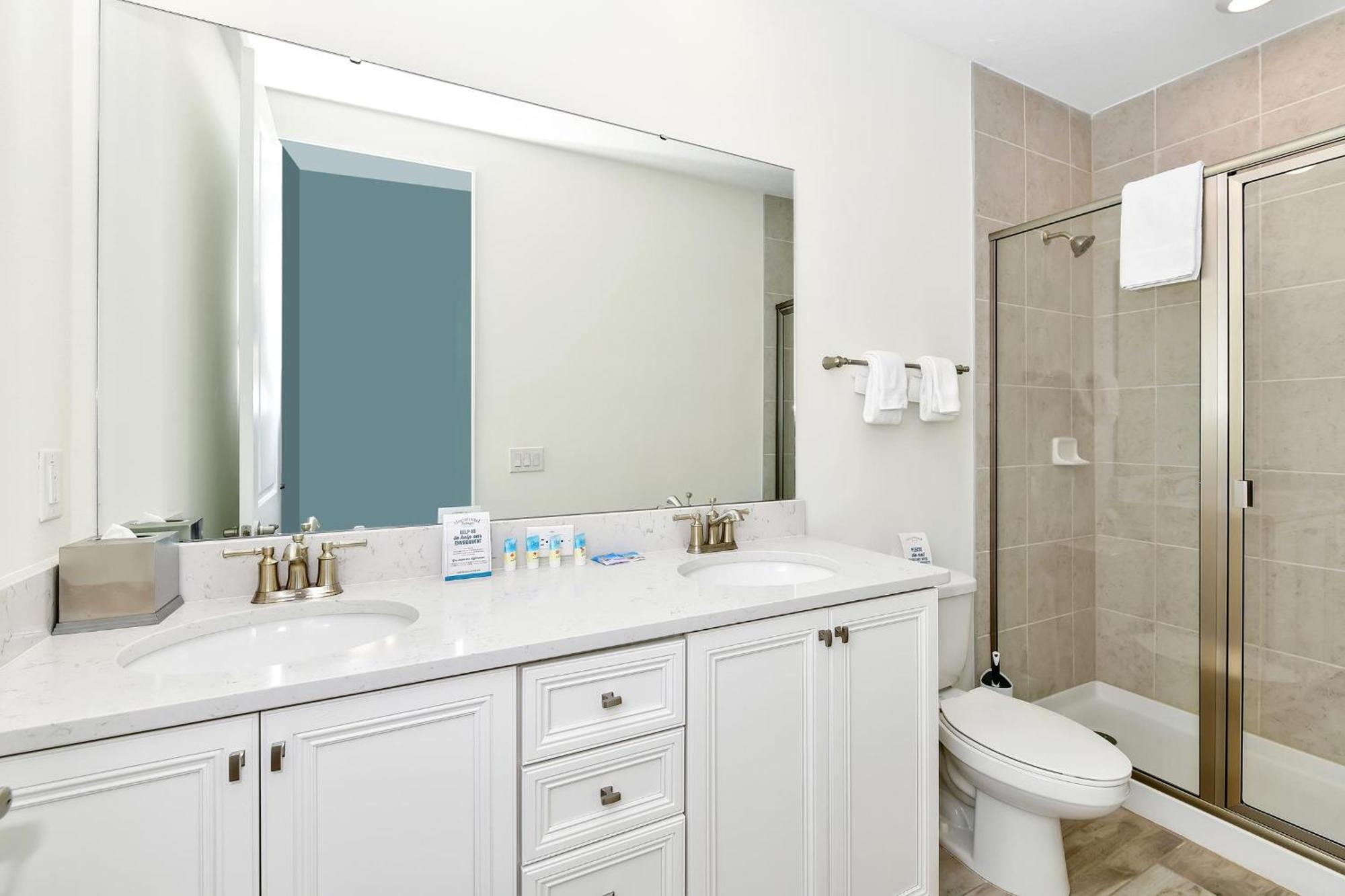 Glimmering Blue Near With Margaritaville Access - 3016cs