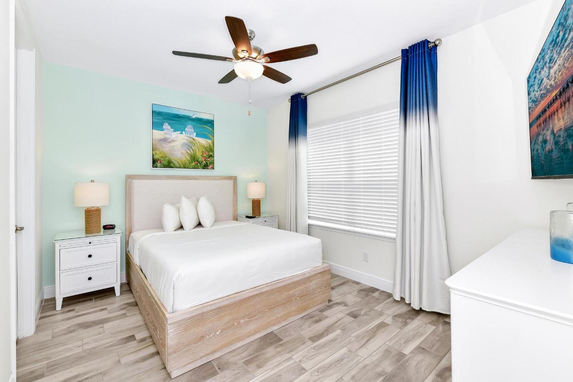 Glimmering Blue Near With Margaritaville Access - 3016cs *