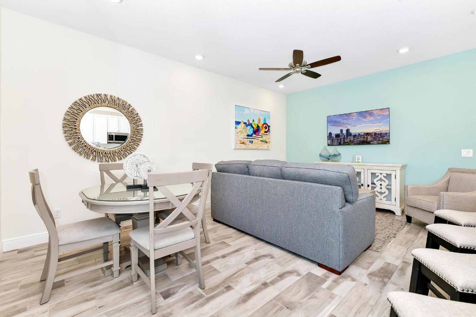 Glimmering Blue Near With Margaritaville Access - 3016cs Villa Orlando
