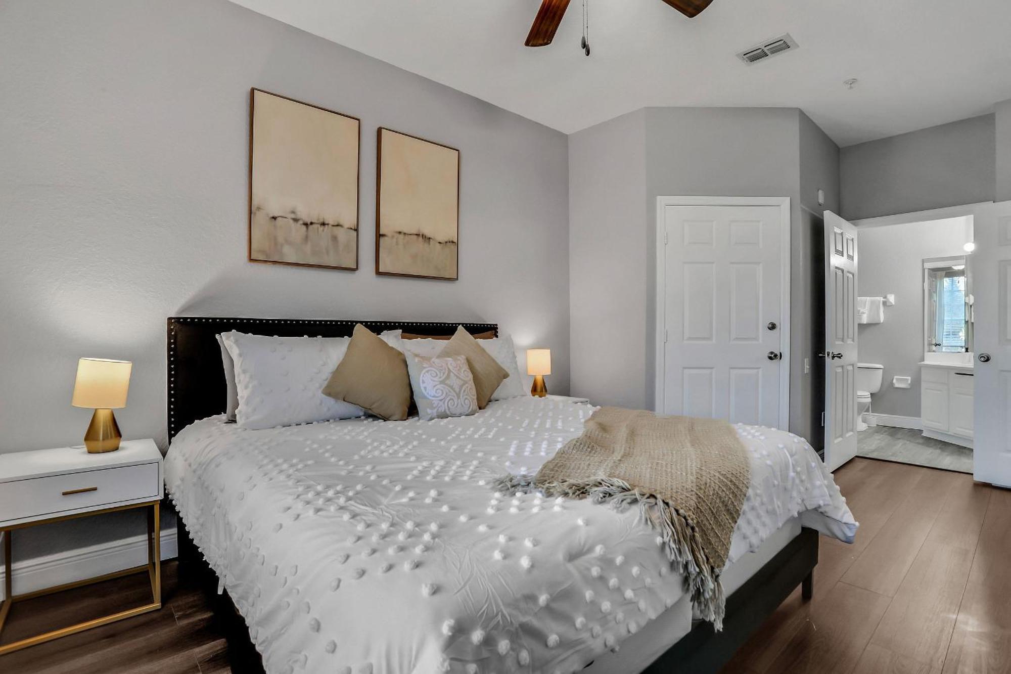 Holiday home 2788- 3q/2b 10min Da *