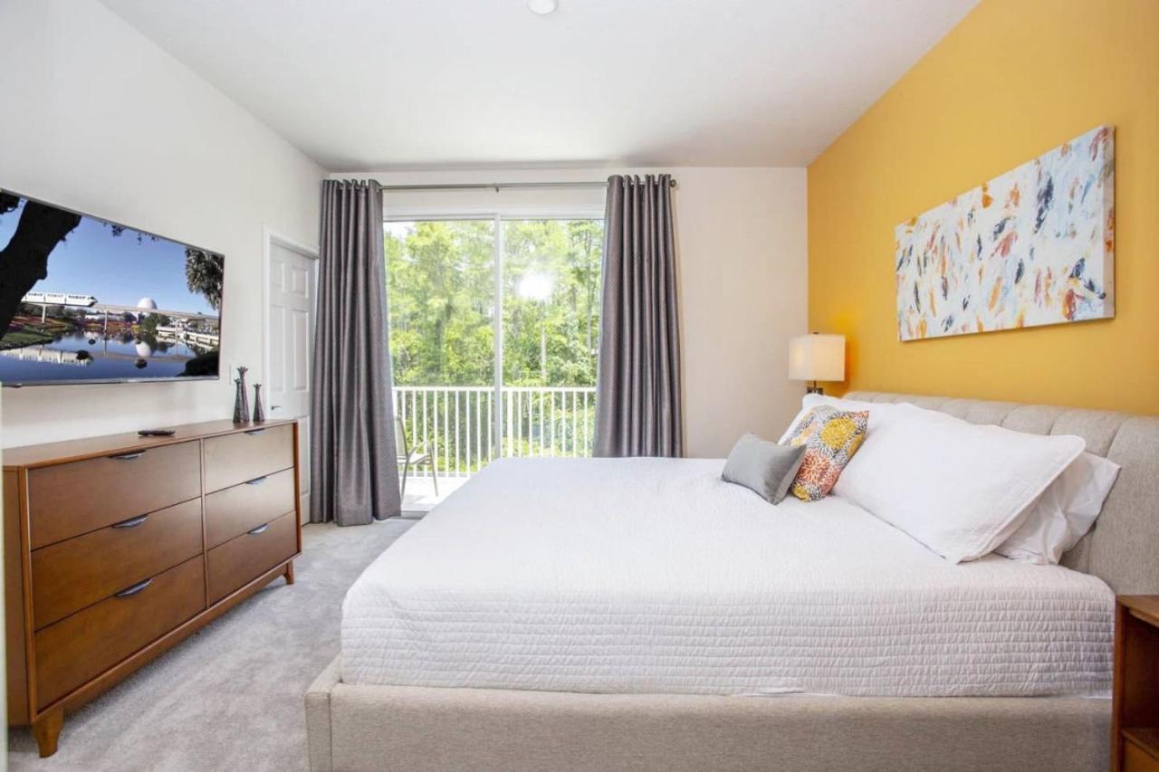Modern Townhouse Heated Pool 1502r Holiday home