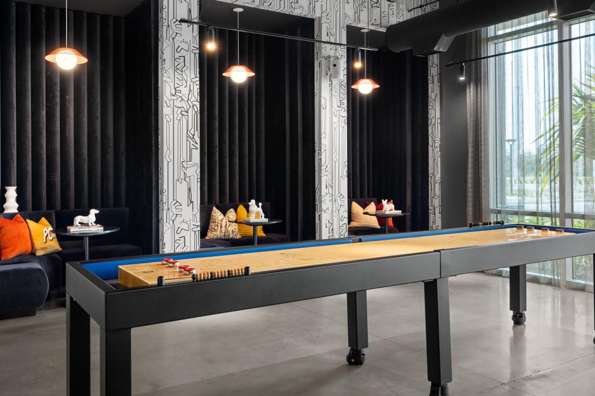 Aloft Nona Hotel
