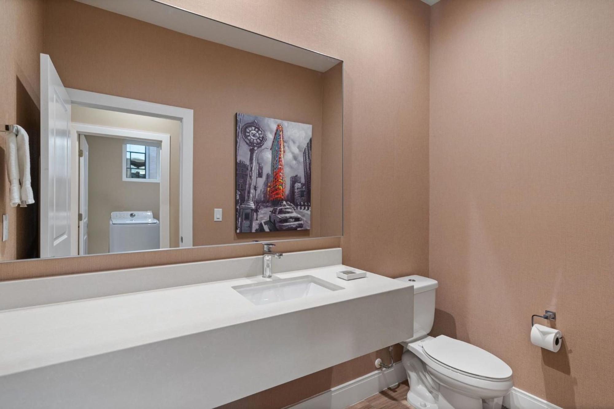 3063 - Luxuosa Com 4 Quartos E 4.5 Banheiros Perto Da Com Acesso Ao Orlando