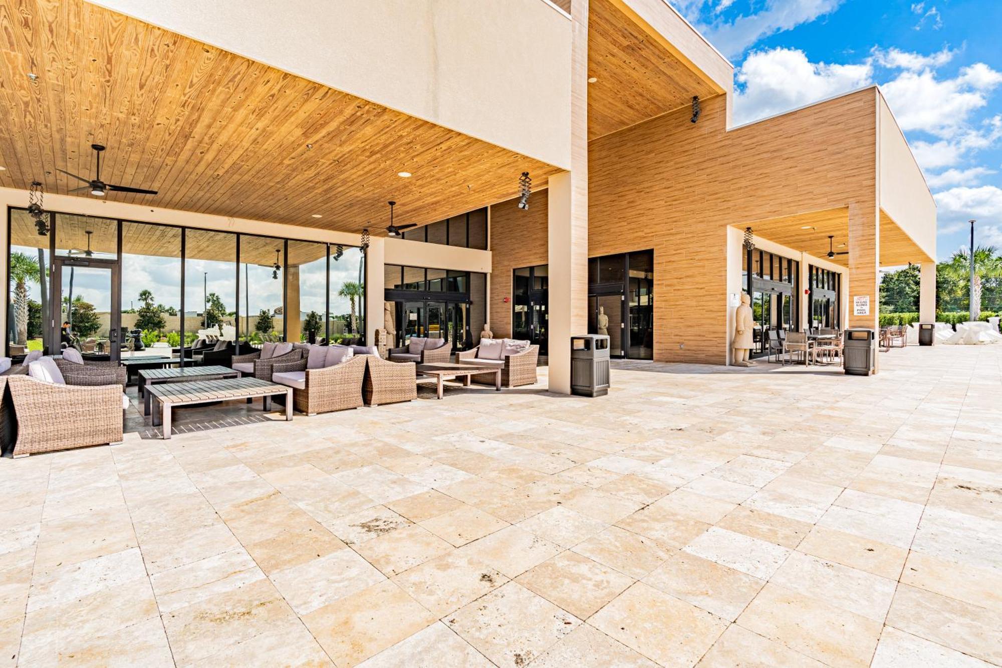 Private Hot Tub Bbq Grill At Magic Village Views Holiday home *
