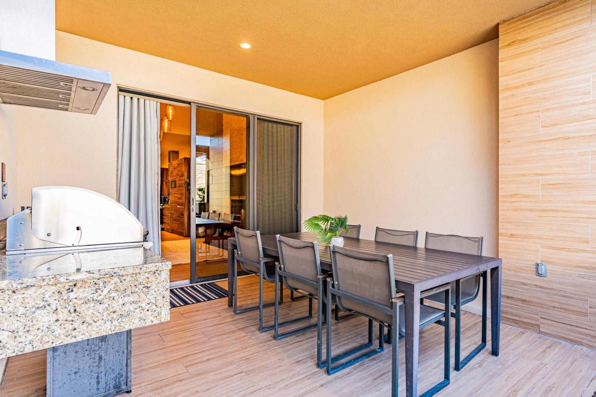 Holiday home Private Hot Tub Bbq Grill At Magic Village Views