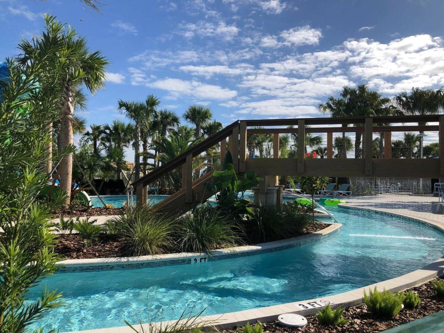 Unwind In Your 5-bedroom Oasis *