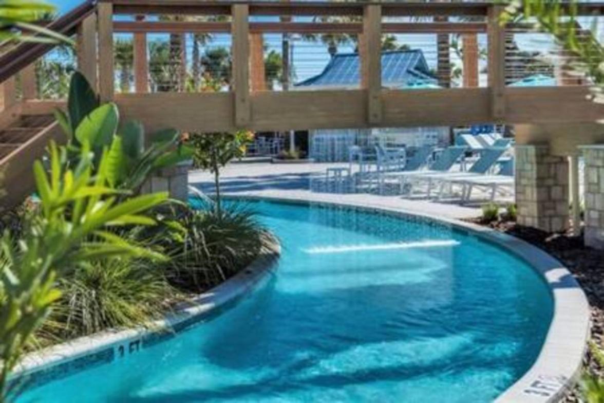 Unwind In Your 5-bedroom Oasis * Orlando