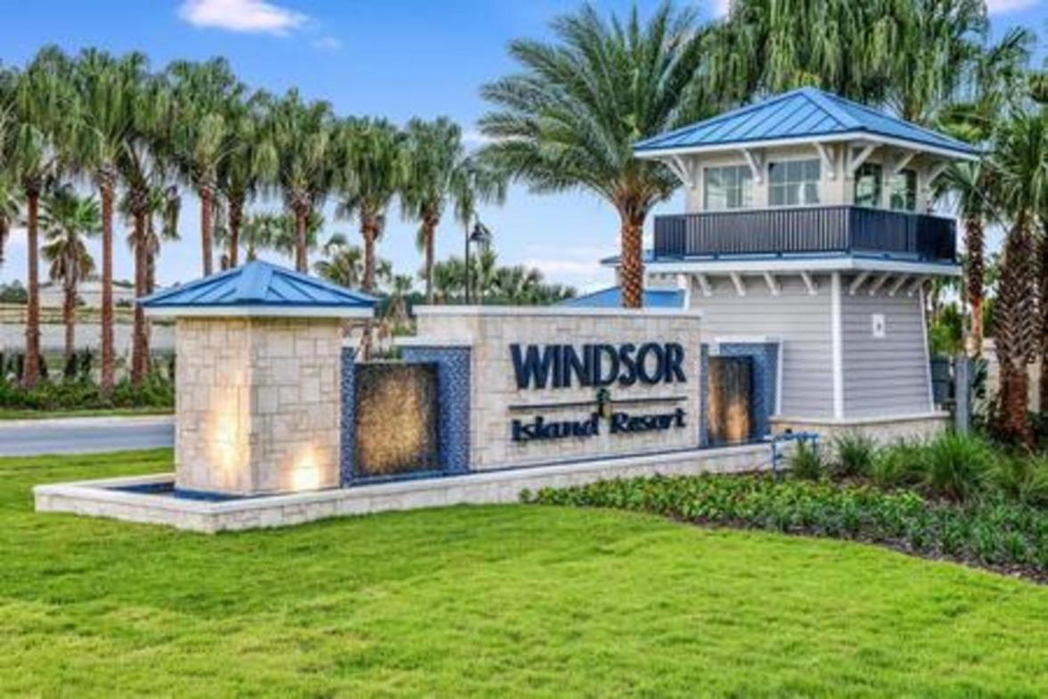 Unwind In Your 5-bedroom Oasis Holiday home *