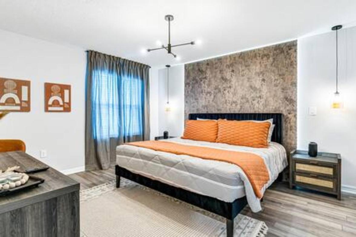 Holiday home Unwind In Your 5-bedroom Oasis Orlando