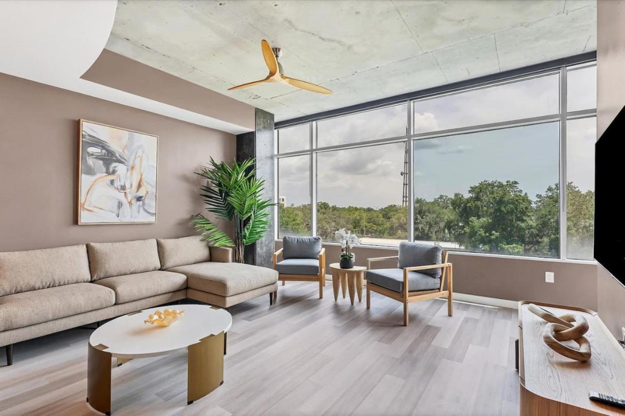 New 1200 Sqft 2bd2bth In Dt Orl Apartment Orlando