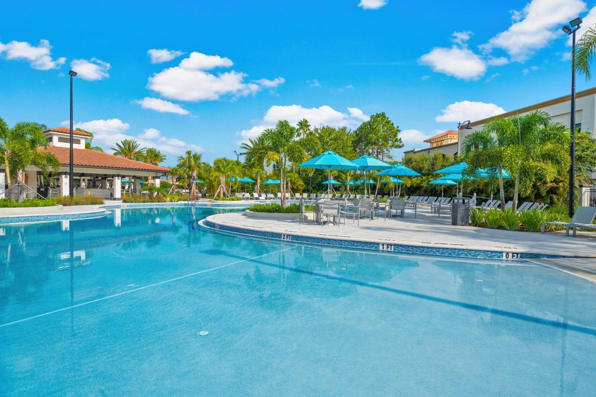 4816 Cayview Avenue 303 * Orlando
