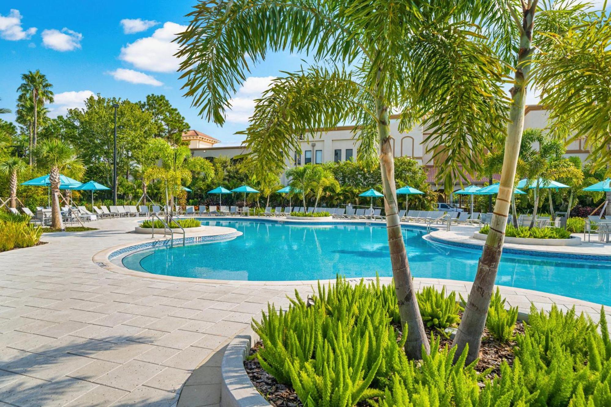 Beautiful Family Townhome, Near The Parks - 8000-104 Apartment *