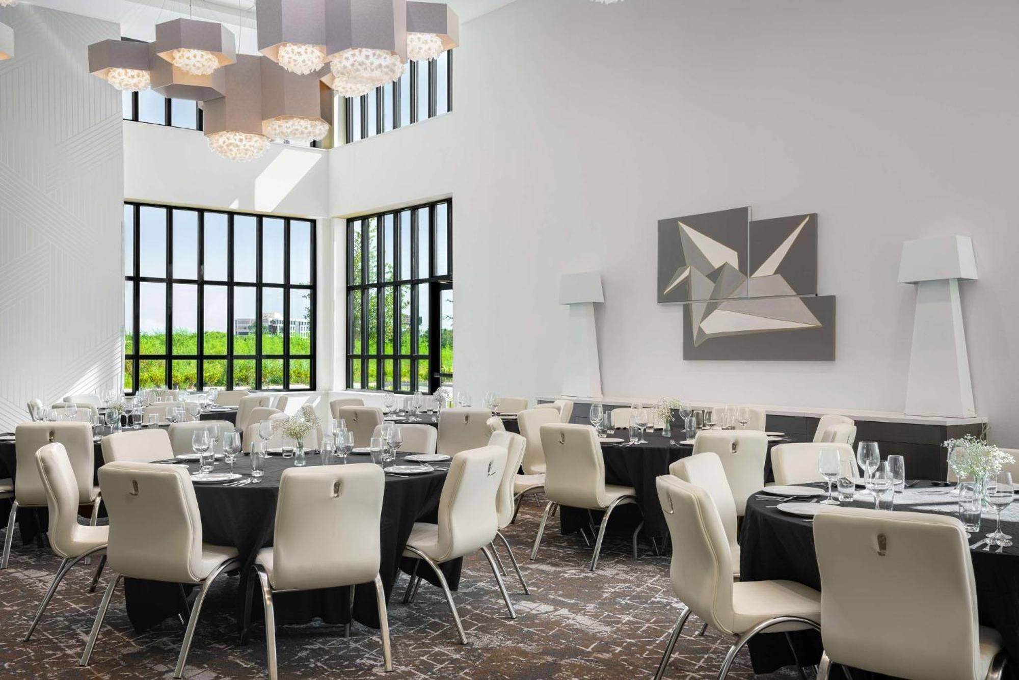 Hilton Garden I-4 Millenia Blvd Mall Orlando