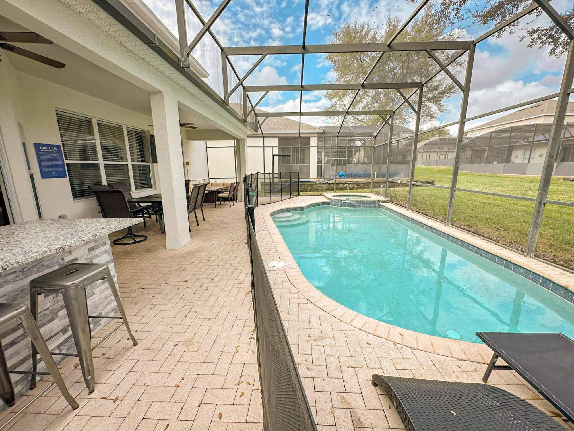 Family Fun 6br Poolside W Water Park Game *
