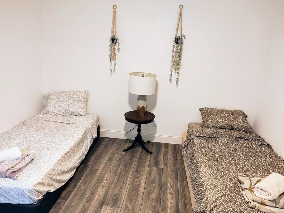 Barnett Place * Orlando