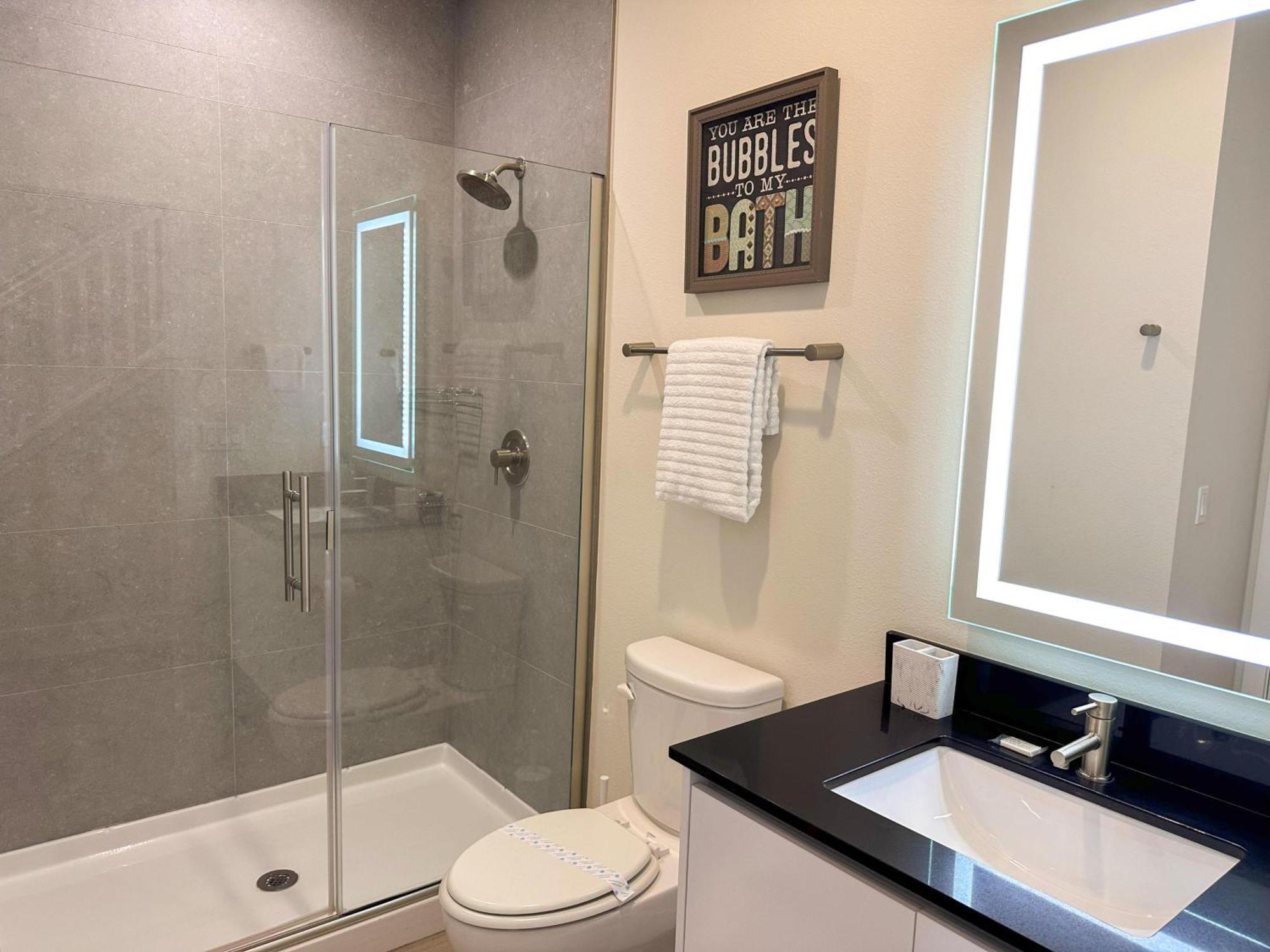 3 Bedrooms Pool Hidden Forest Amenities Apartment