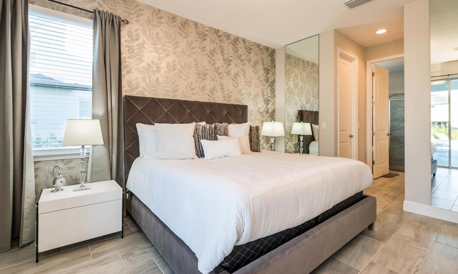 Modern 8 Bdrm With Game In Encore Holiday home