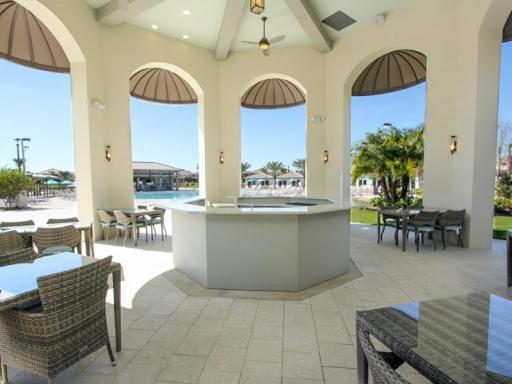 Luxury 6 Bedroom 5 Bath Poolhome 214 Orlando