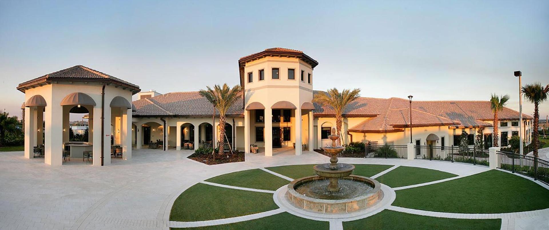 Luxury 6 Bedroom 5 Bath Poolhome 214
