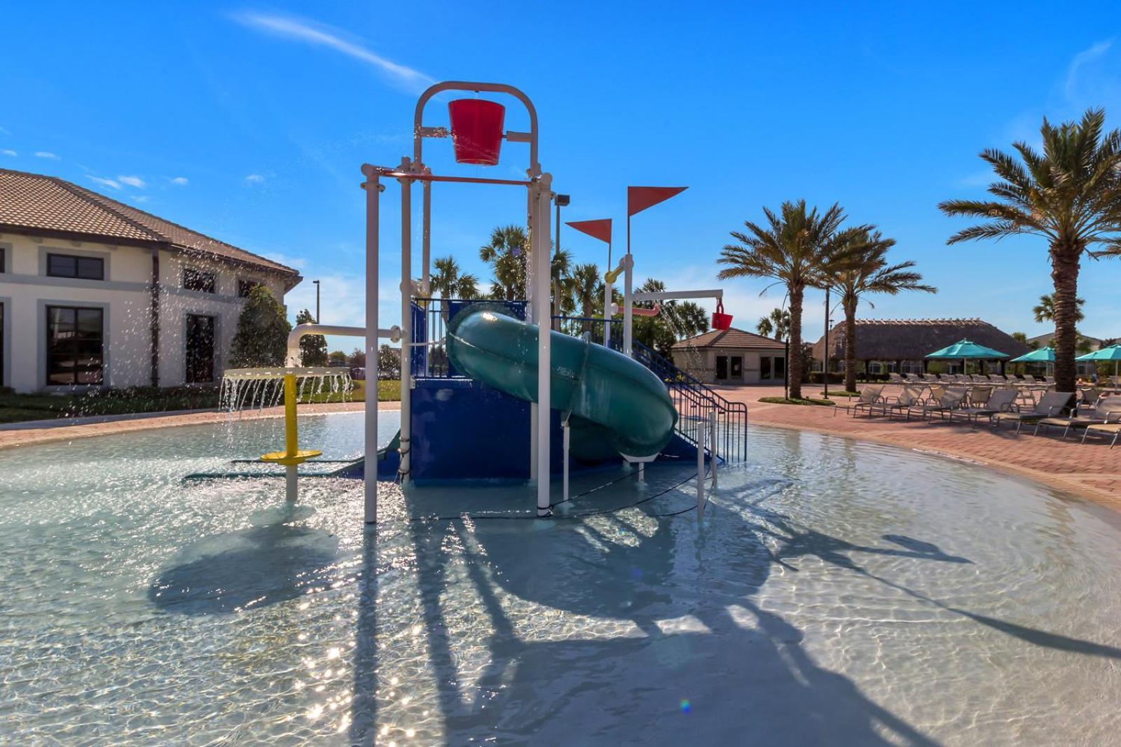 Luxury 6 Bedroom 5 Bath Poolhome 214 Holiday home Orlando