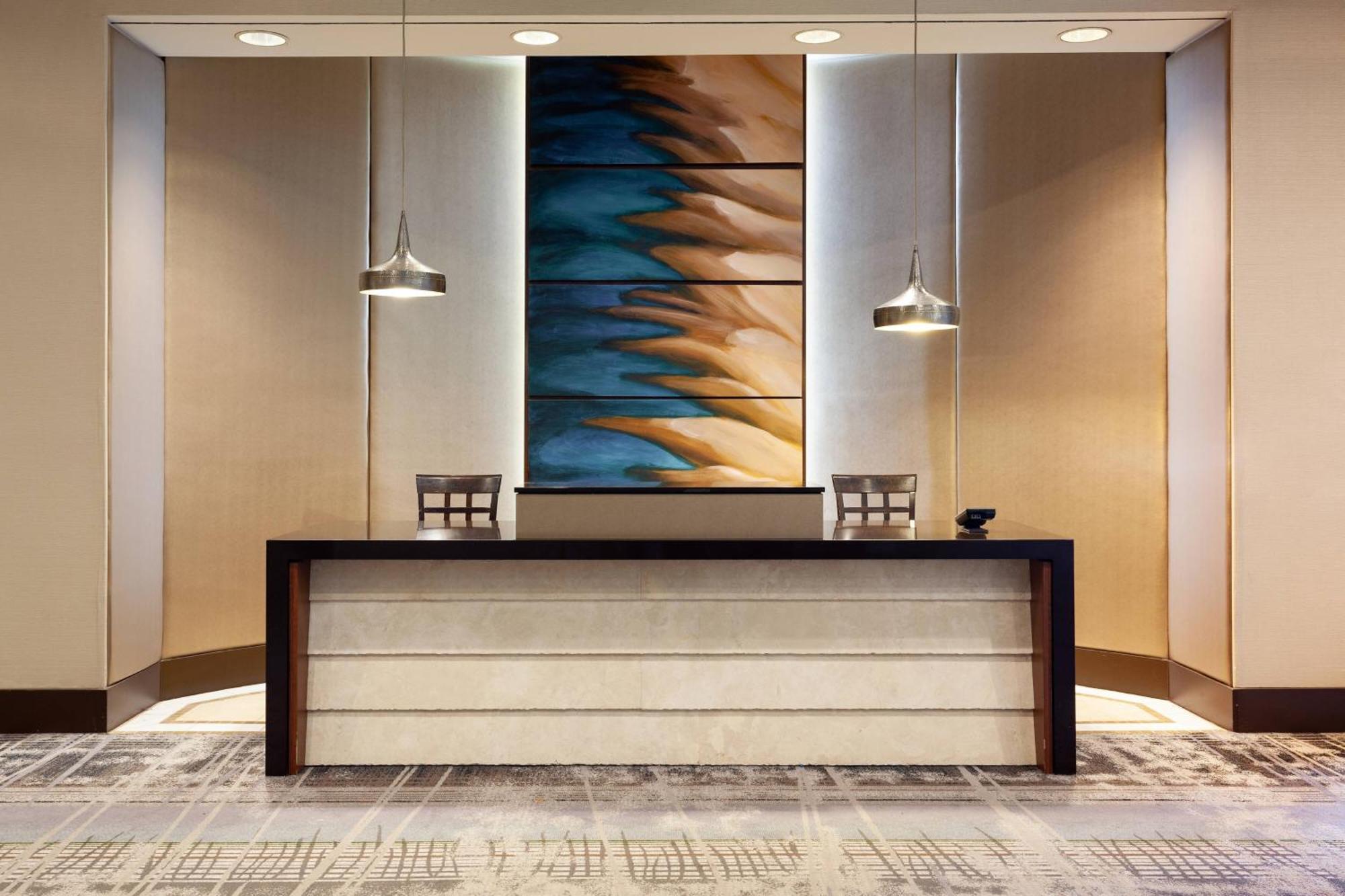 Marriott Airport Lakeside