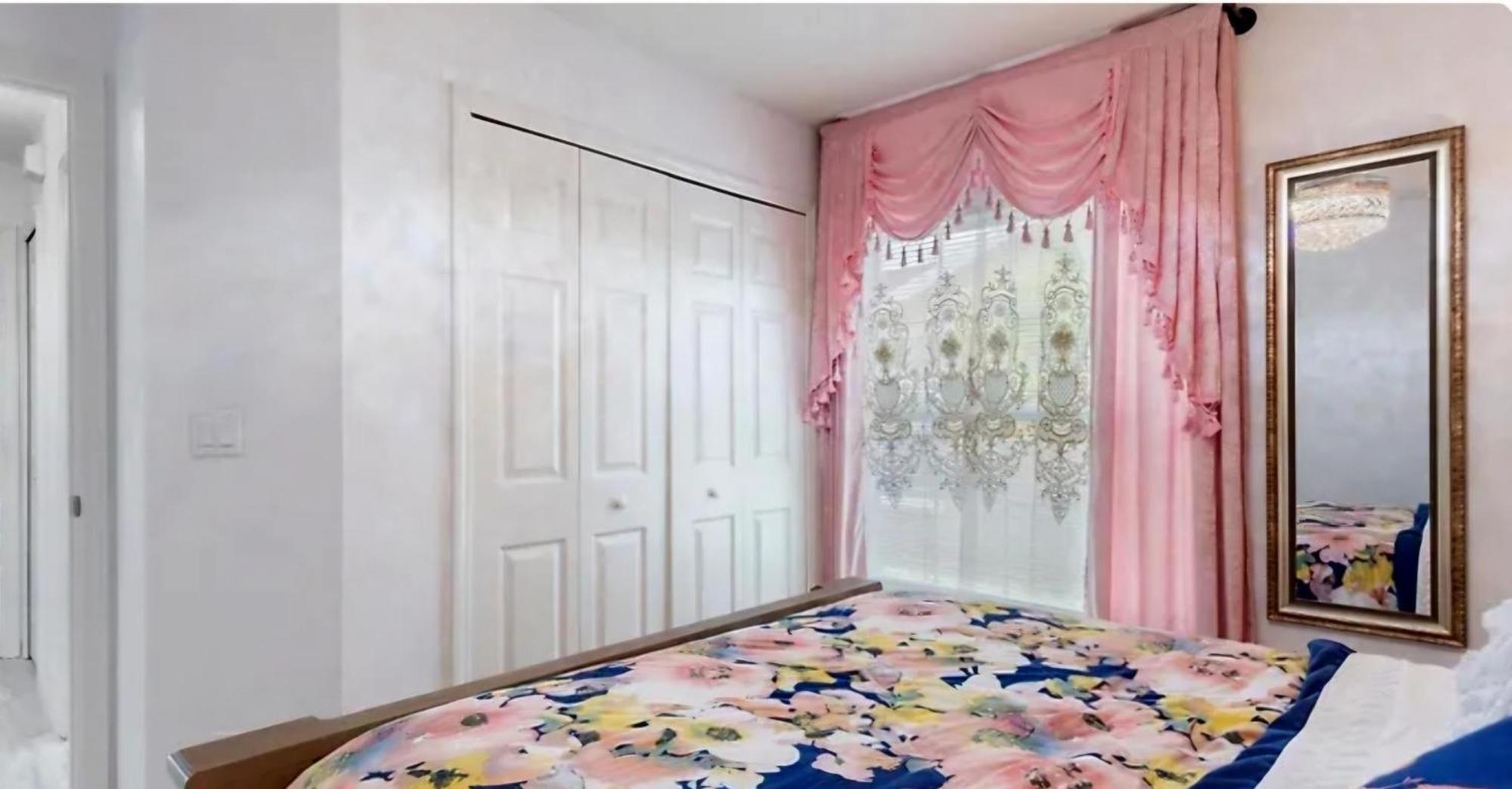 Newly Renovated 3br House Near By & Universal Villa Orlando