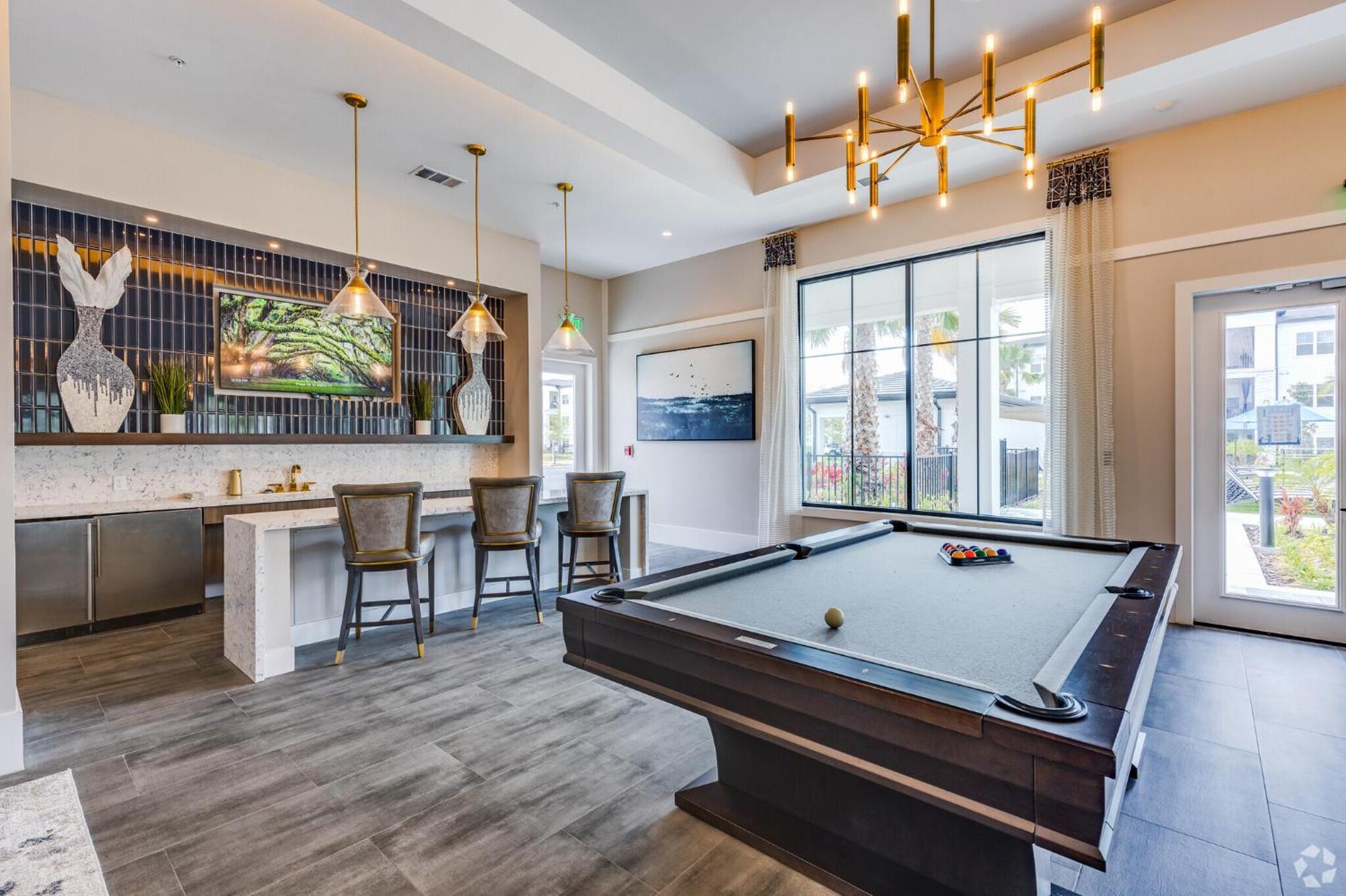Private Full 2bedroom Haven Close To Parks Kingbed And Amenities
