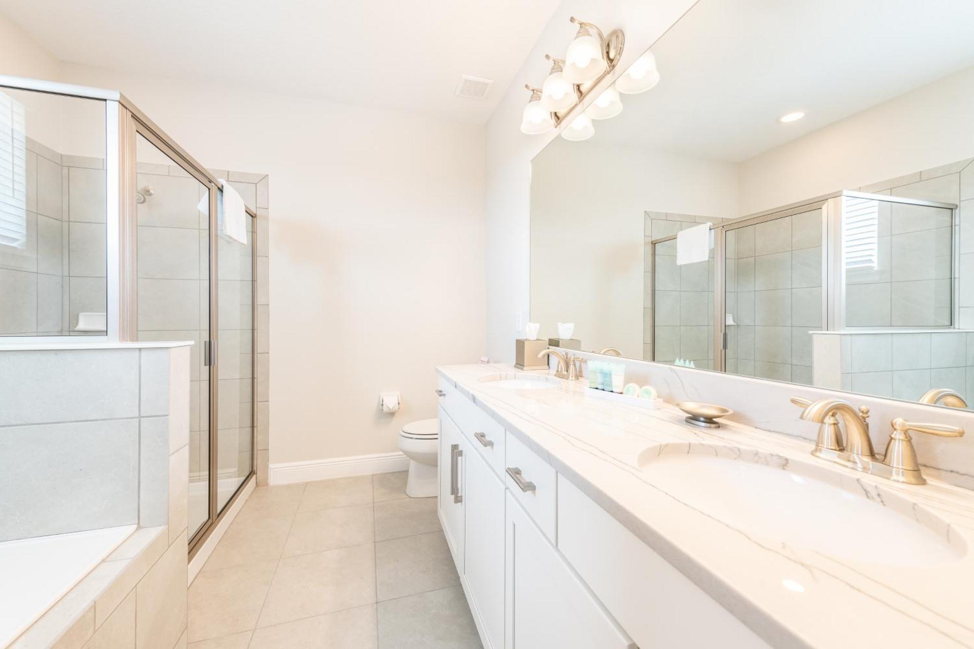 Holiday home Vibrant With Pool Table & Amenities Near By Rentyl - 7707g Orlando