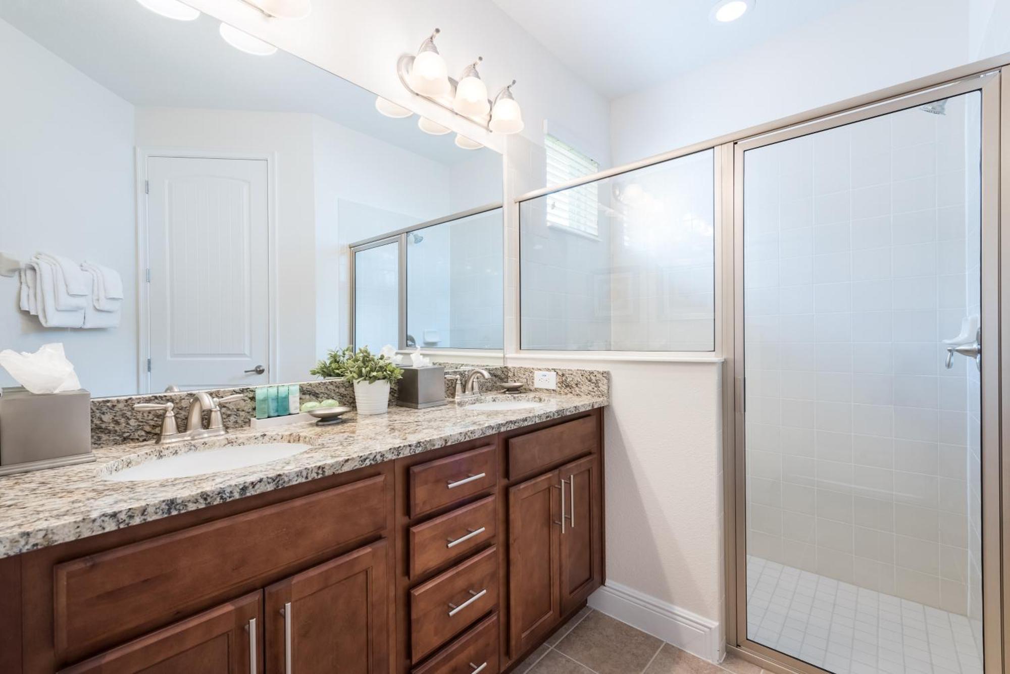 Alluring With Private Pool Near With Amenities By Rentyl - 7732f *