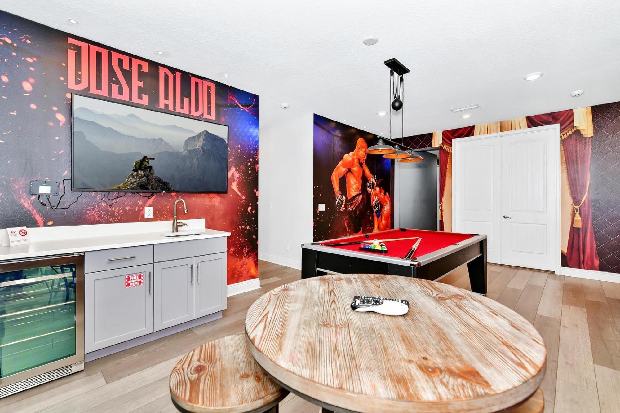 Elite With Private Pool & Amenities By Rentyl Near - 200a
