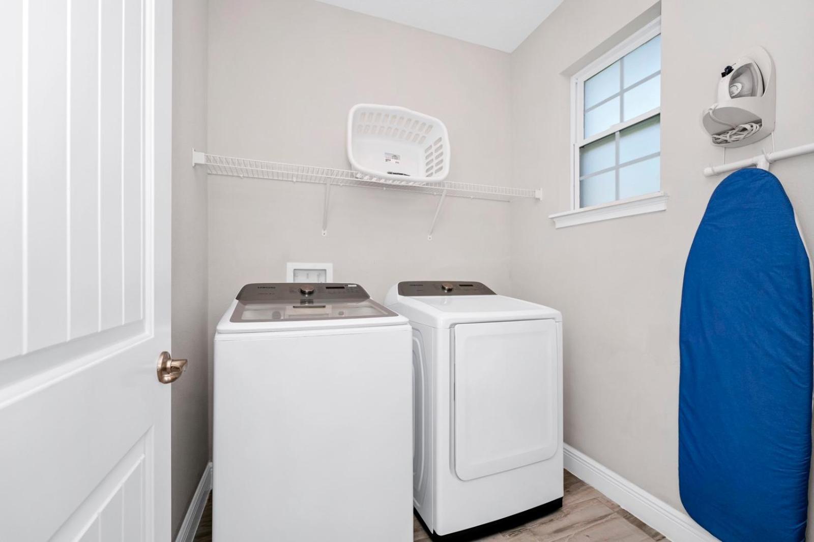 Holiday home Elite With Private Pool & Amenities By Rentyl Near - 200a