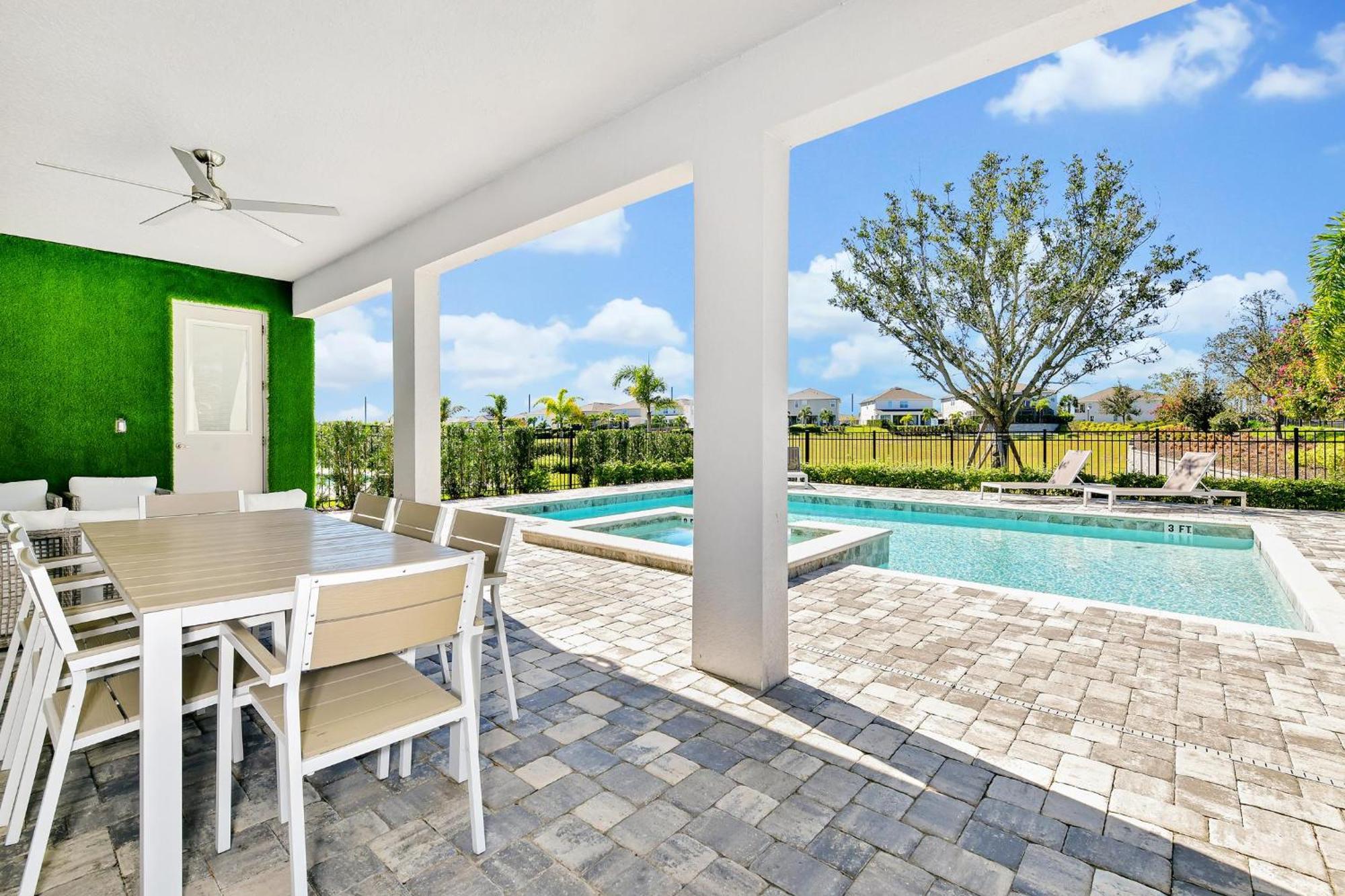 Holiday home Elite With Private Pool & Amenities By Rentyl Near - 200a