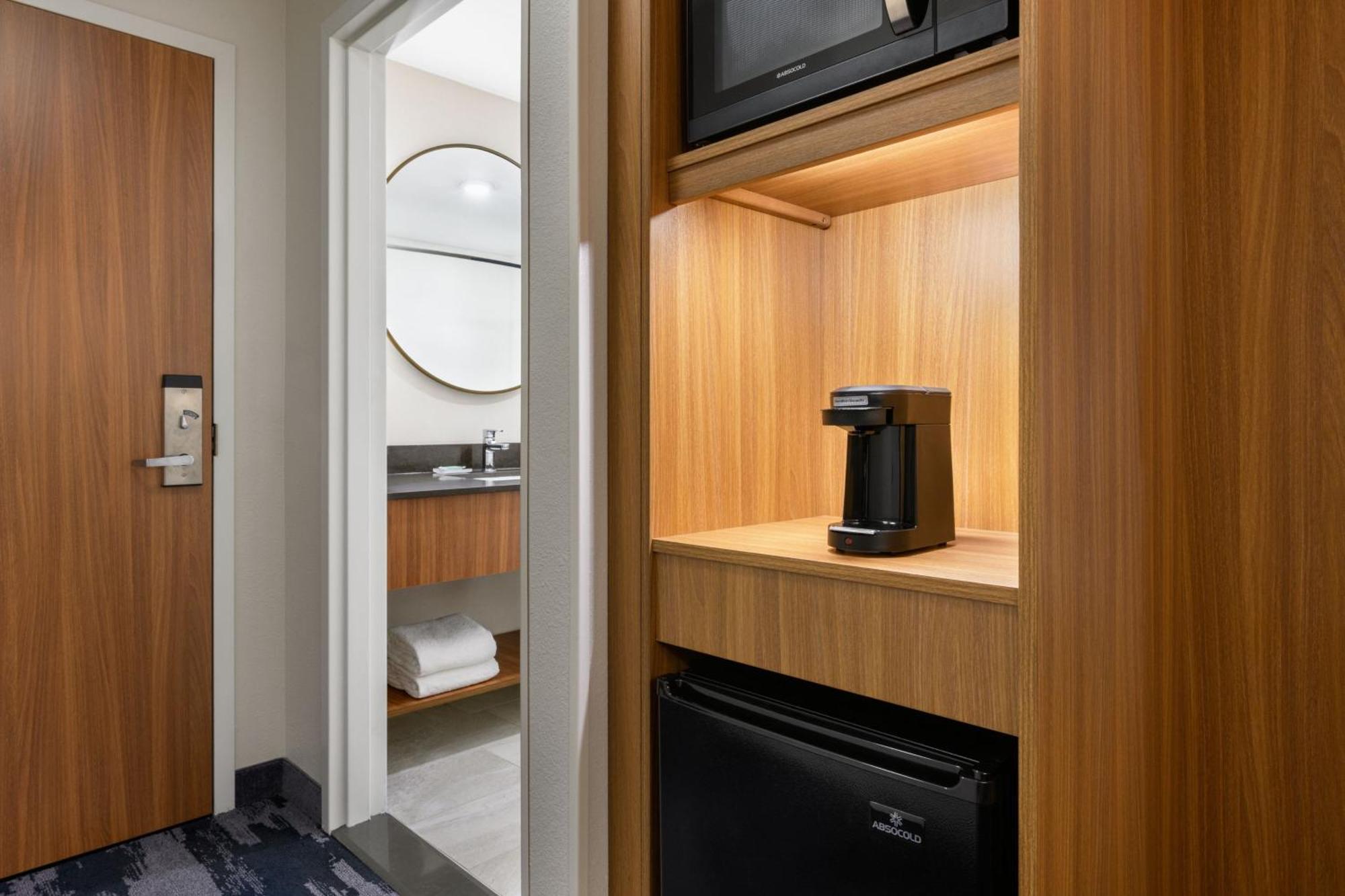 Fairfield By Marriott & At Millenia Orlando