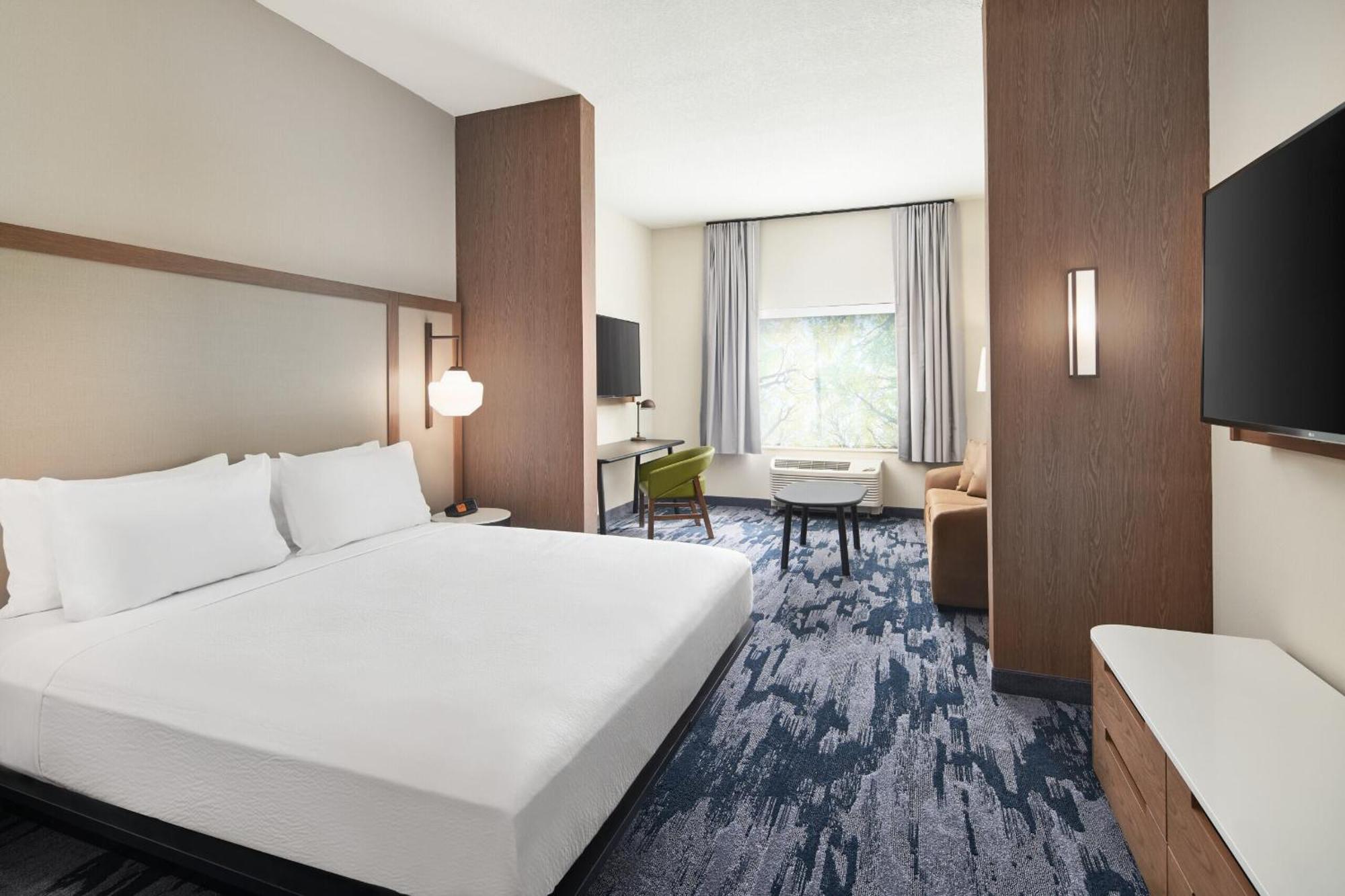 Fairfield By Marriott & At Millenia *