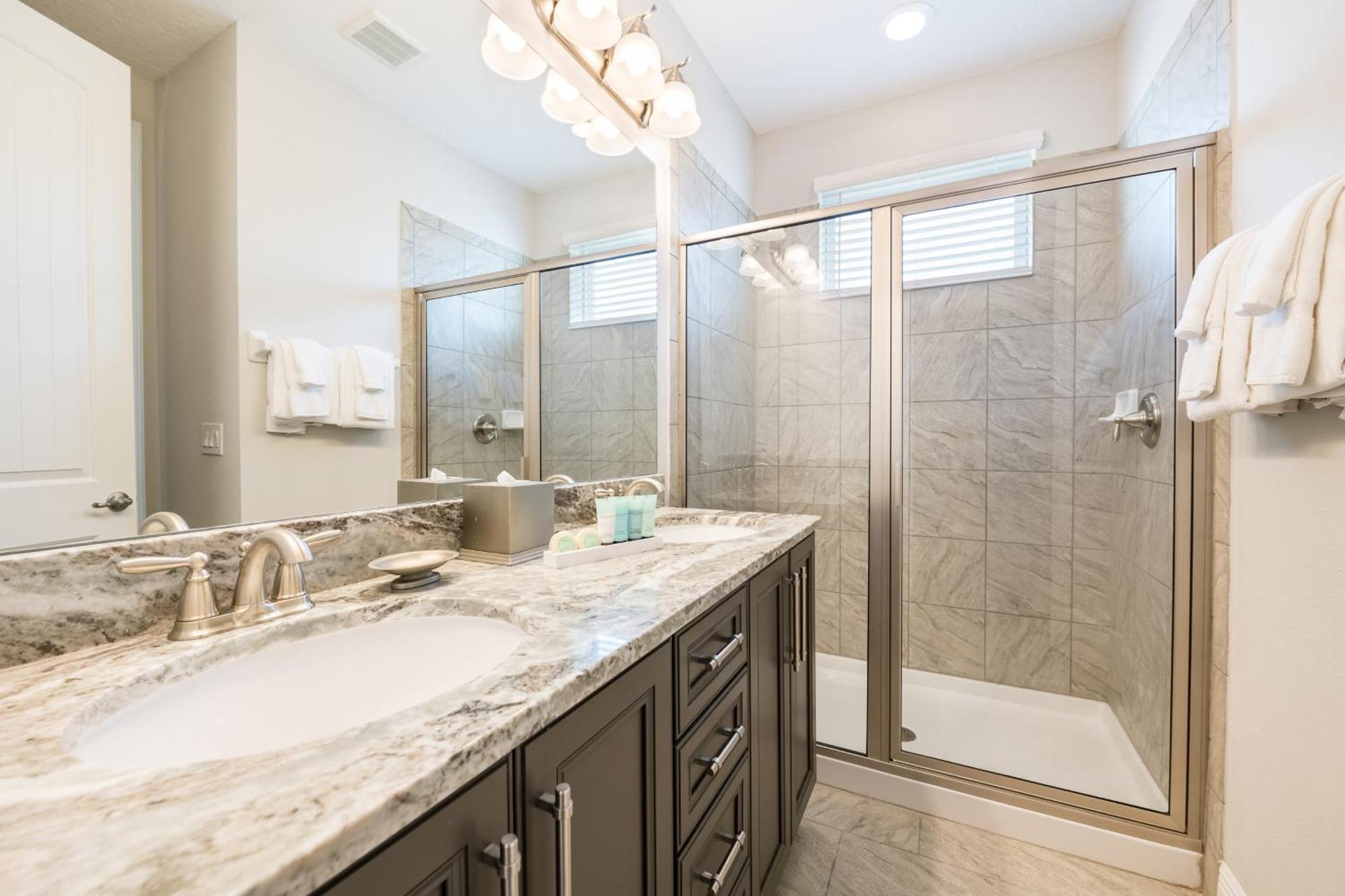Vibrant With Theater & Pool Table Near By Rentyl - 7713g Holiday home Orlando