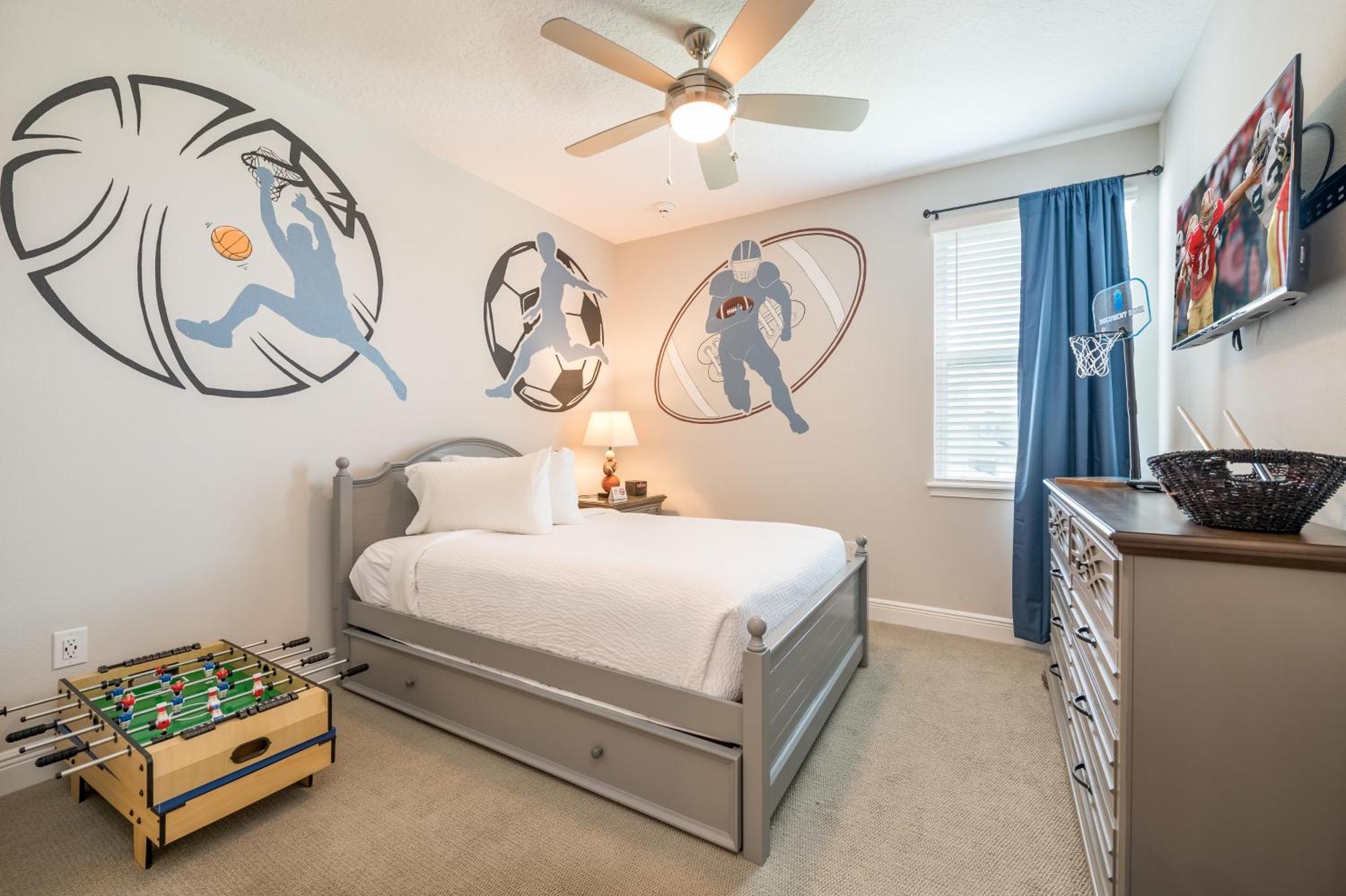 Vibrant With Theater & Pool Table Near By Rentyl - 7713g Holiday home