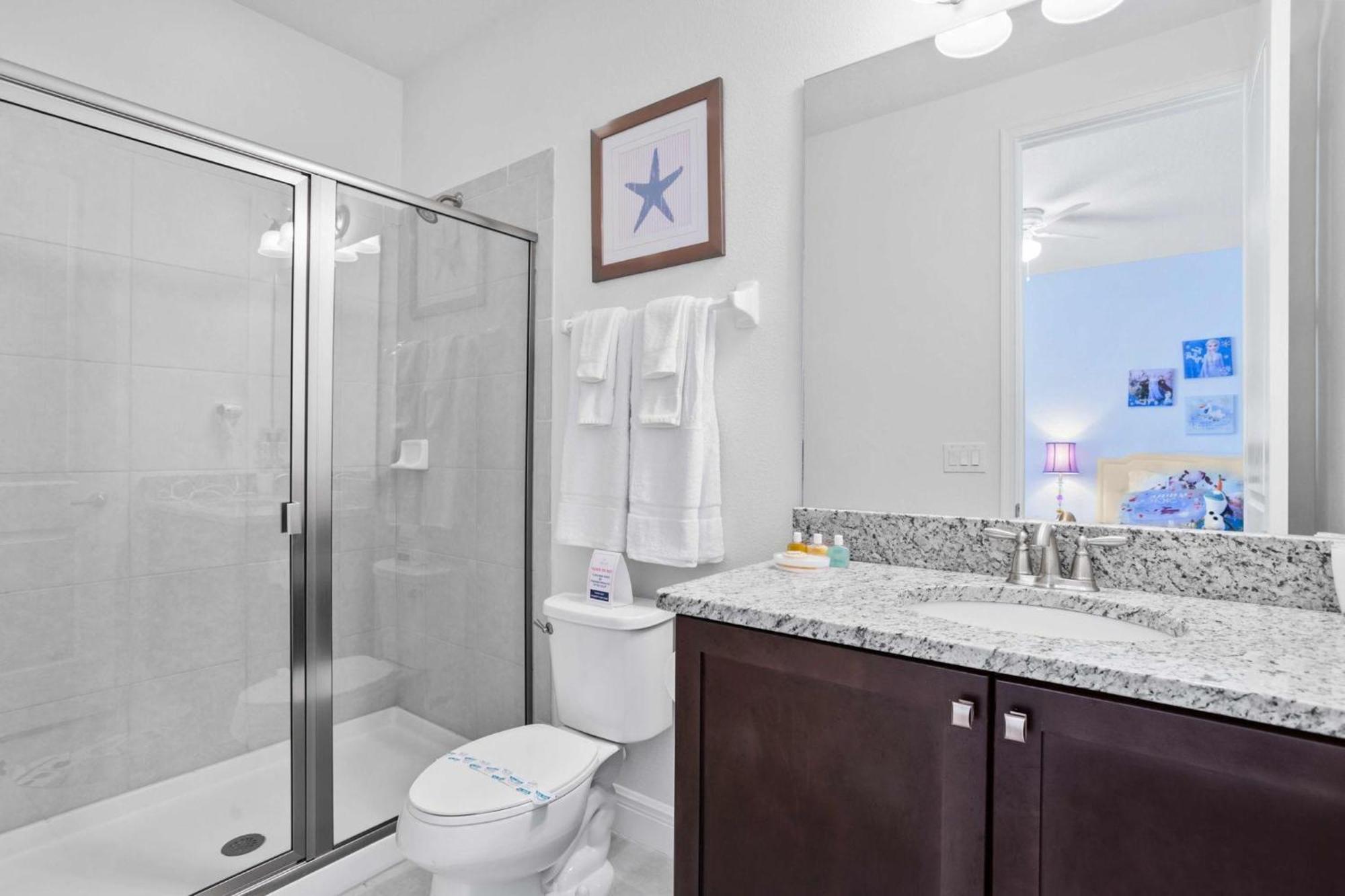 Sun-filled 6 Bdrm With Game At Encore Holiday home Orlando