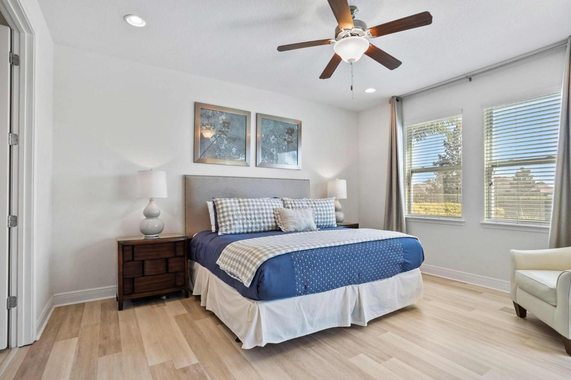 Holiday home Sun-filled 6 Bdrm With Game At Encore *