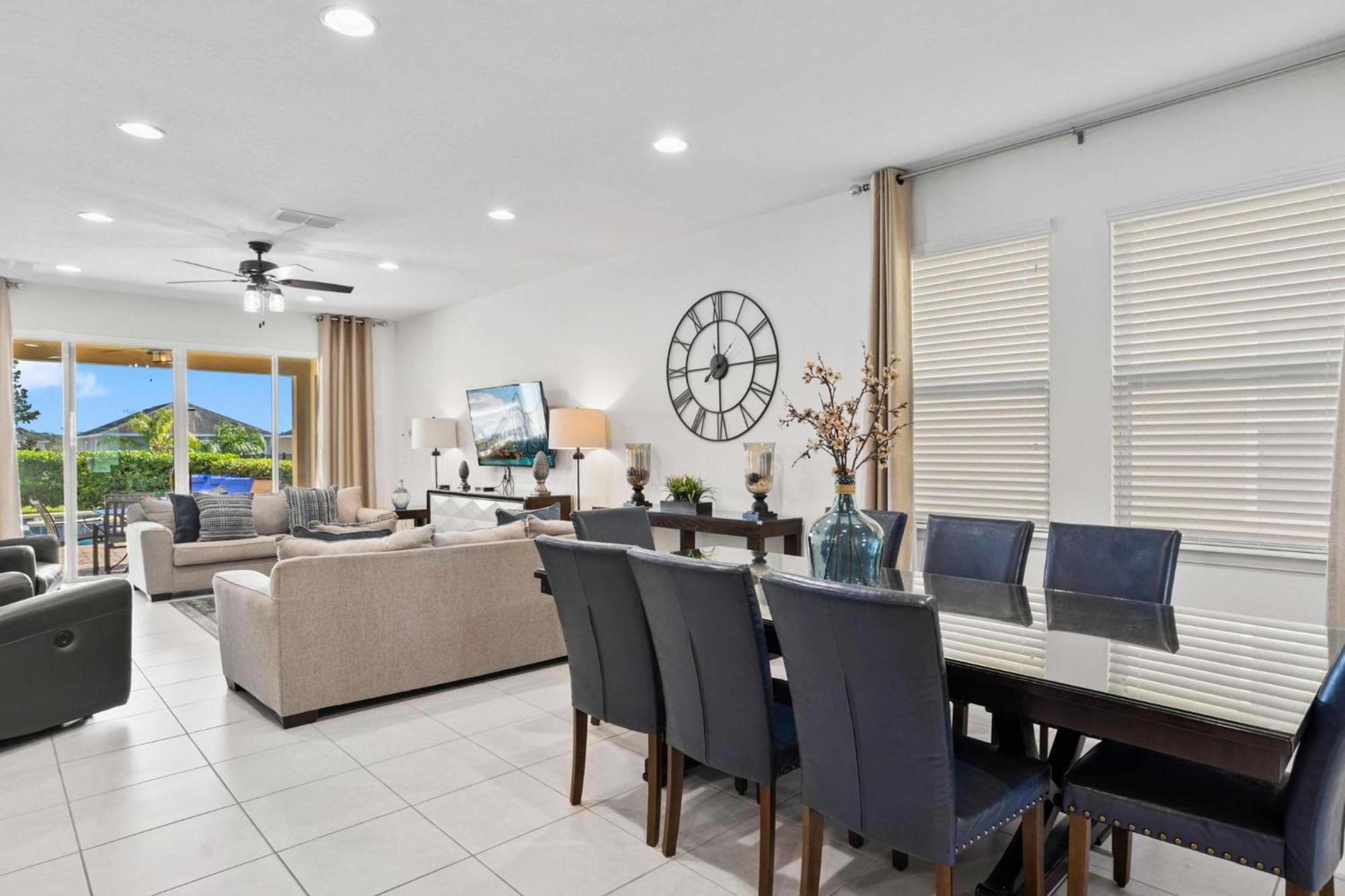 Sun-filled 6 Bdrm With Game At Encore